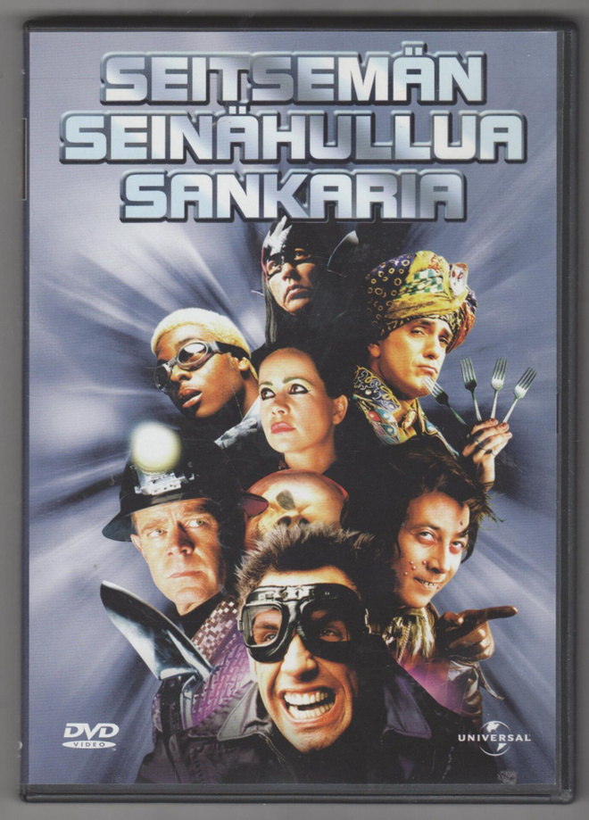 SEITSEMÄN SEINÄHULLUA SANKARIA  »MYSTERY MEN» [DVD]