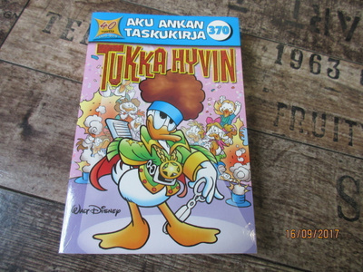 Aku Ankan taskukirja 370 - Tukka hyvin (1.Painos)