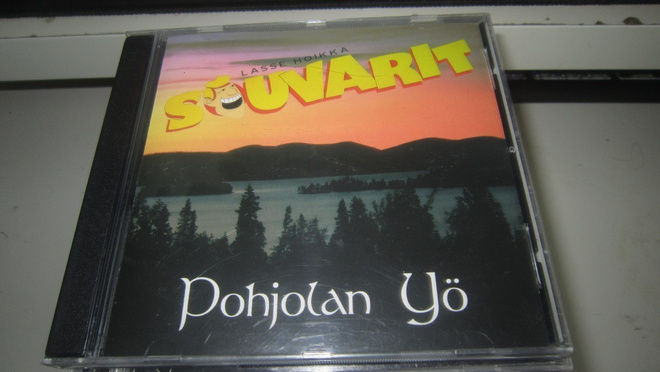 Lasse Hoikka Souvarit - Pohjolan Yö