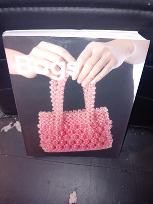 BAGS ( 2004 THE PEPIN PRESS ) SIS POSTIKULU