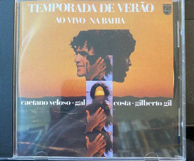 Caetano Veloso e Gil: Temporada de Verao HARVINAINEN