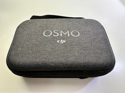 DJI Osmo Mobile 3 Combo gimbal + laukku