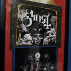 GHOST TAULU PAPA EMERITUS NIMMARILLA - pikkukuva 1