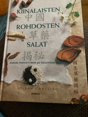 KIINALAISTEN ROHDOSTEN SALAT
