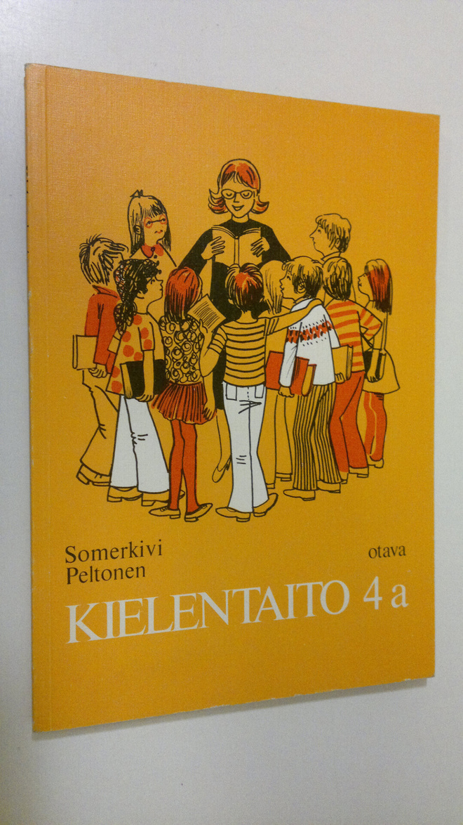 Urho ym. Somerkivi : Kielentaito 4a