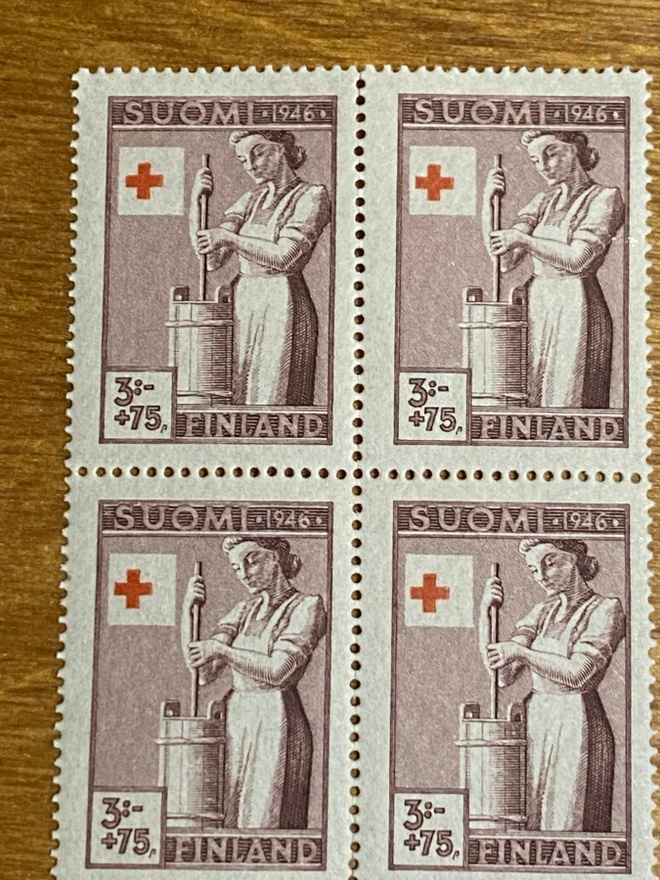 PR 1946 3MK+ 75PEN NELIÖ**