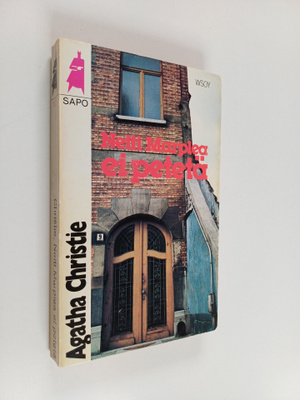 Agatha Christie : Neiti Marplea ei petetä
