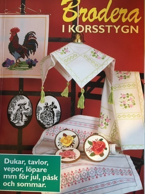 Ristipistomalleja Brodera i korsstygn