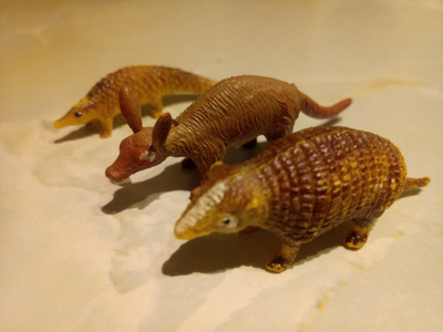 Kolme eläin figuuria