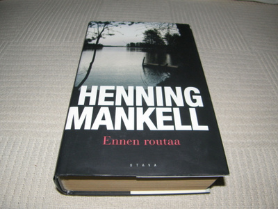 Henning Mankell Ennen routaa -sid