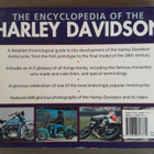 The Encyclopedia Of The Harley Davidson (Peter Henshaw 2010) - pikkukuva 2