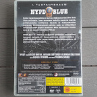 DVD: NYPD Blue - 1 Kausi. 6xDVD (1993/2006) Yli 17 Tuntia! - pikkukuva 2