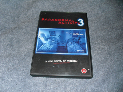 PARANORMAL ACTIVITY 3 (Katie Featherston)***