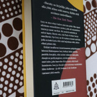 Nick Hornby : Olet tässä ( 1.p. 2022 ) - pikkukuva 2