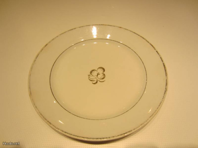 Arabia piippuleima asetti, koriste nro 877. Halk. 17 cm