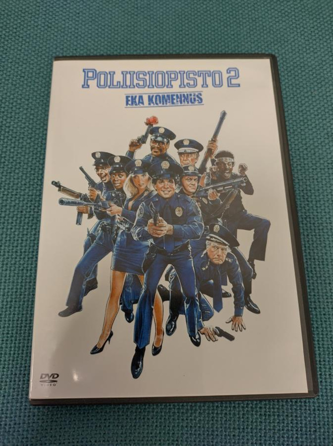 POLIISIOPISTO 2 (Steve Guttenberg) 1985***
