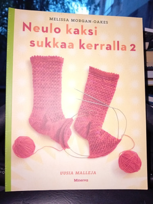 Morgan-Oakes : Neulo kaksi sukkaa kerralla 2 ( SIS POSTIKULU