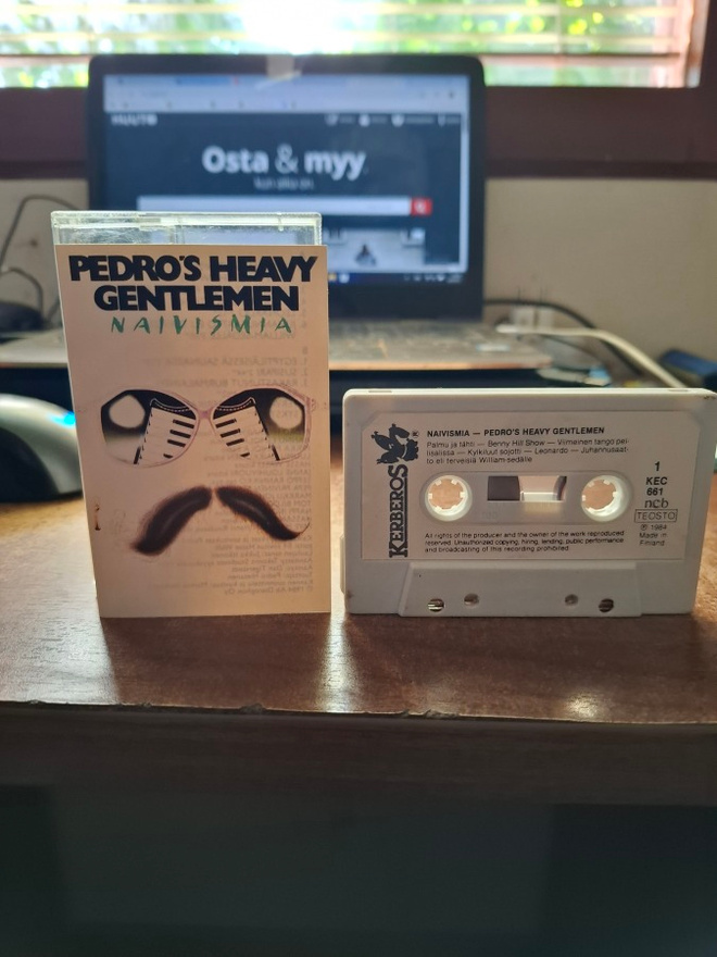 Pedro`s Heavy Gentlemen - Naivismia
