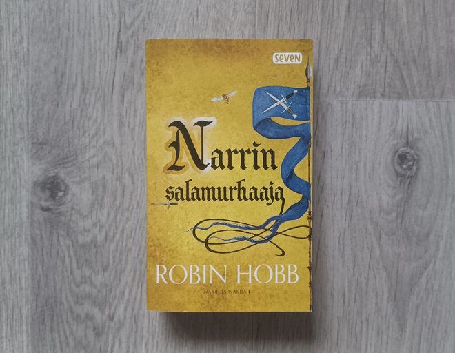 Narrin salamurhaaja pokkari (Robin Hobb)