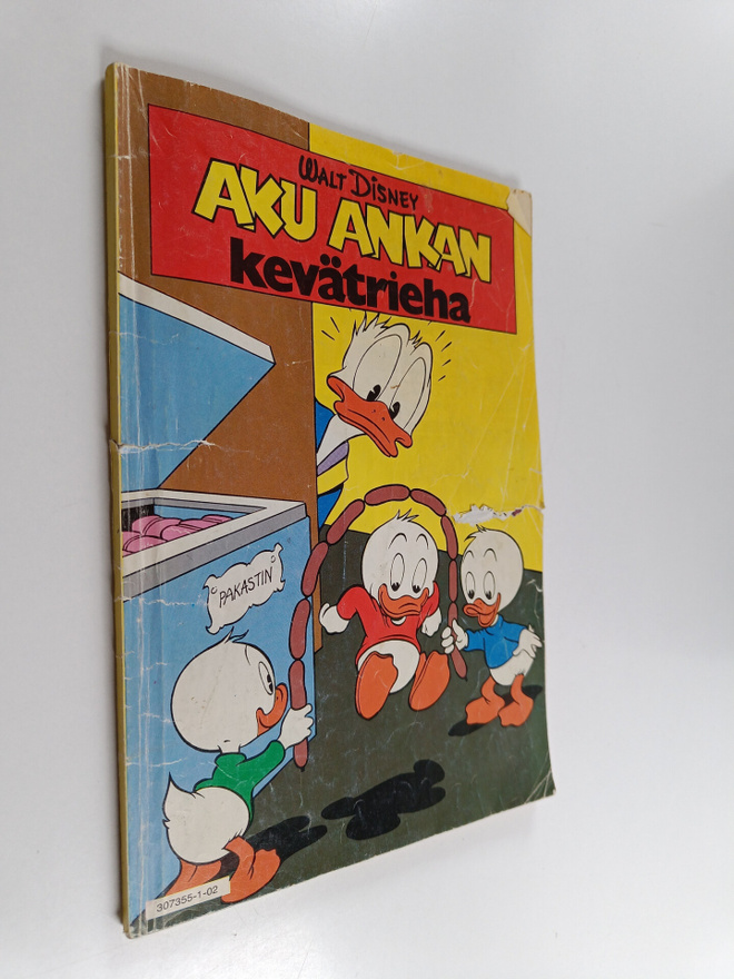 Walt Disney : Aku Ankan kevätrieha