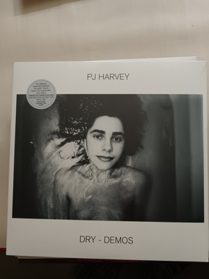 PJ Harvey : Dry - Demos UUSI LP