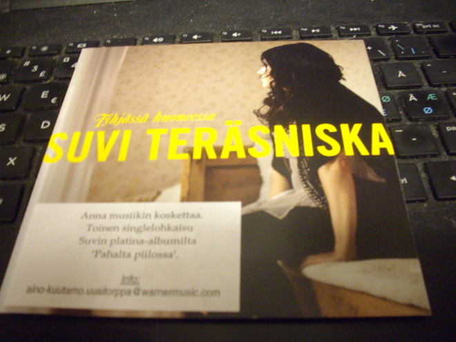 CDS : Suvi Teräsniska : Tyhjässä huoneessa ( SIS.PK )