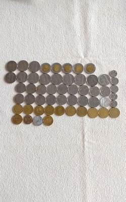 Italian vanhempia kolikoita 54 kpl. 1960-1990 väliltä