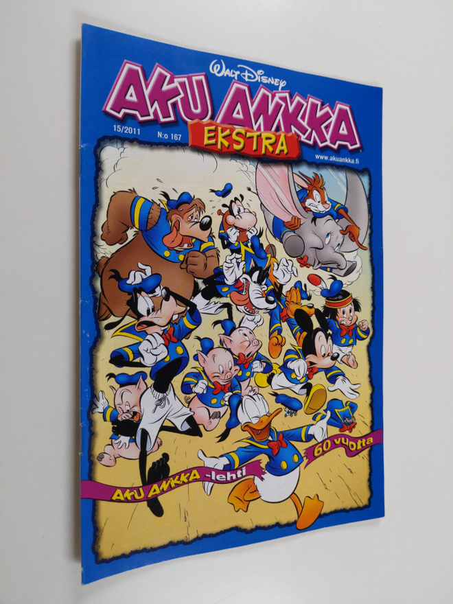 Aku Ankka Ekstra 15/2011