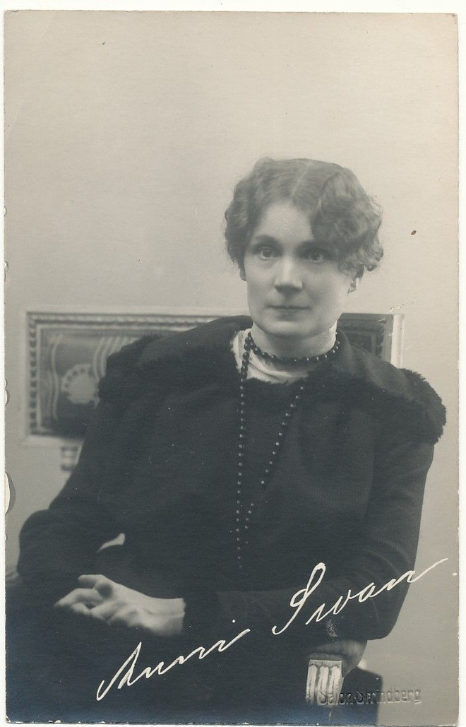 Kirjailija ANNI SWAN - vanha kortti