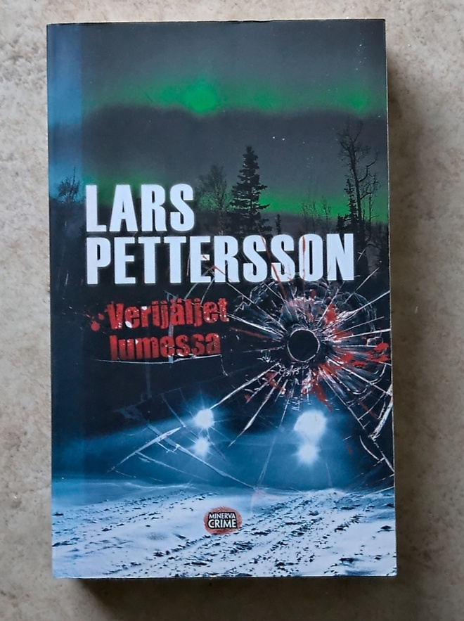 Lars  Pettersson: Verijäljet lumessa, nid.