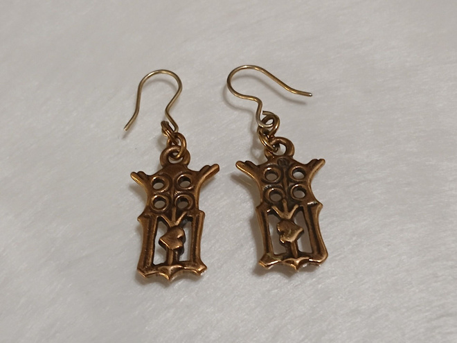 Kalevala Koru Neitsyt Marian Monogrammi-korvakorut k Pronssi