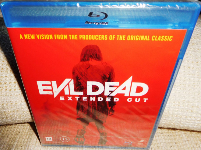 Evil Dead - extended cut - [2013] (muoveissa) Blu-ray