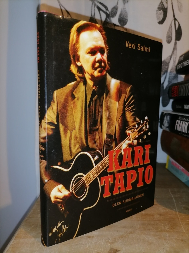 Vexi Salmi - Kari Tapio - Olen suomalainen 1.p.2002