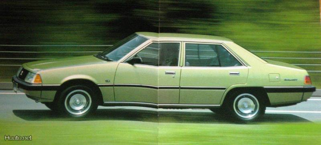 1982 Mitsubishi Galant  esite - KUIN UUSI  - suom - 16 sivua