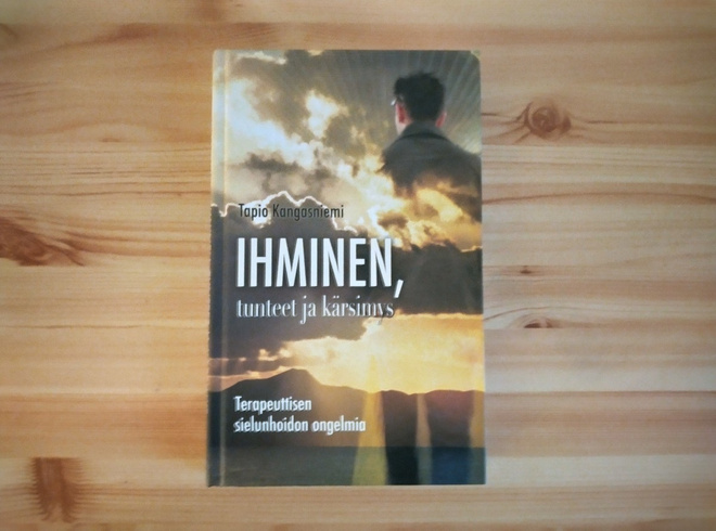 Tapio Kangasniemi: Ihminen, tunteet ja kärsimys
