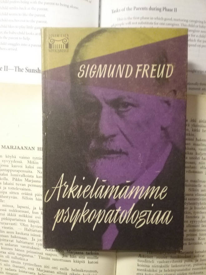 Sigmund Freud - Arkielämämme psykopatologiaa (sid.)