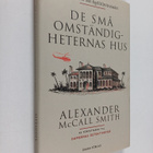 Alexander McCall Smith : De små omständigheternas hus - pikkukuva 1