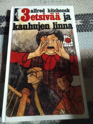 3 etsivää ja kauhujen linna
