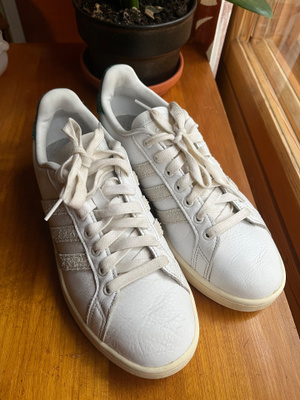 Adidas nahka tennarit (42)