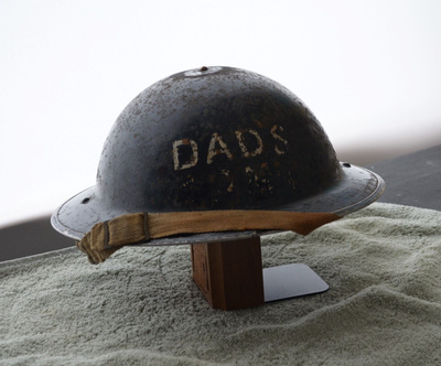 HOME GUARDS kypärä