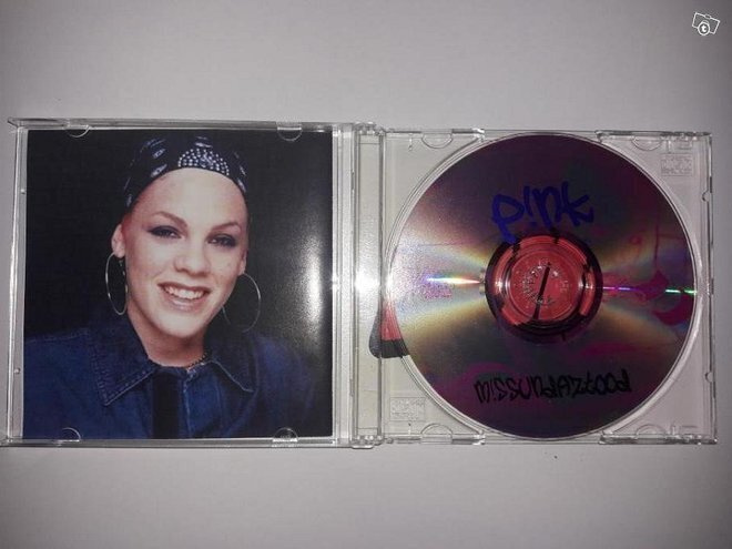 Pink CD 2001 Missundaztood  Takuu