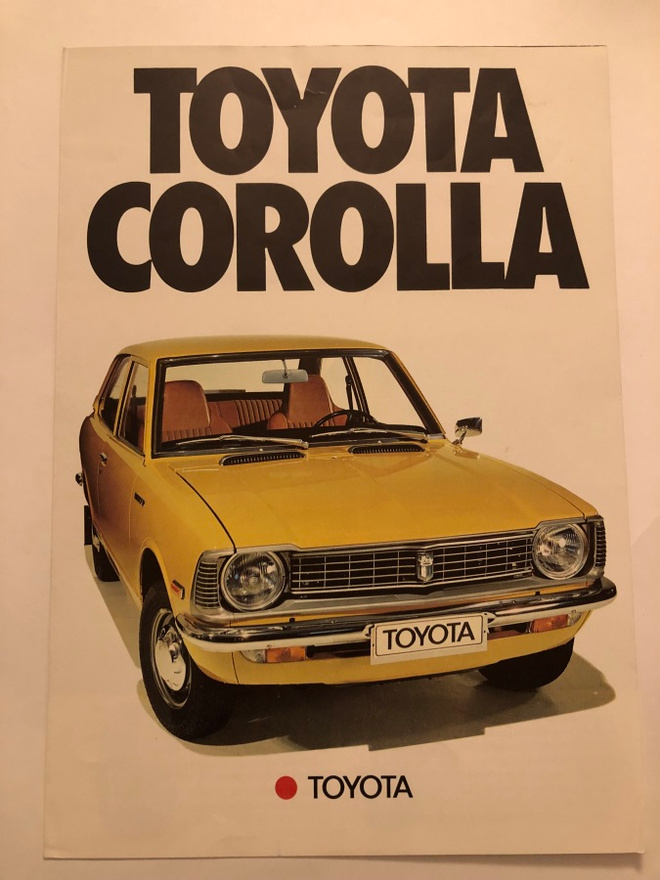 Myyntiesite - Toyota Corolla - 8/1977