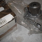 Mazda Pick up , Paku   vesipumppu  vm 84-96 - pikkukuva 1