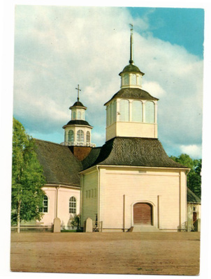 Ilmajoki: kirkon tapuli ja kirkkoa