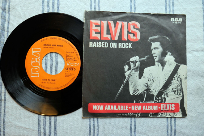 Elvis Presley - Raised On Rock  7" Saksa  1973