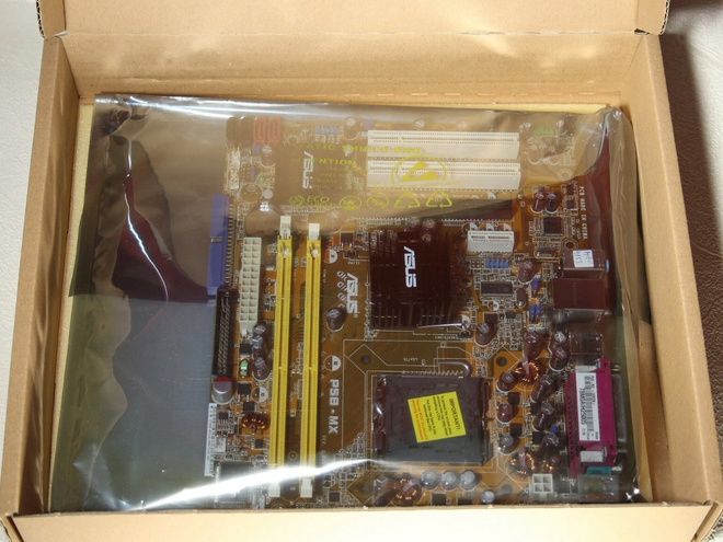 LGA775-emolevy Asus P5B-MX, refurbed, avaamaton
