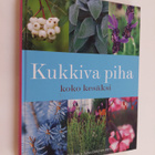 Yvonne Dengin : Kukkiva piha koko kesäksi - pikkukuva 1