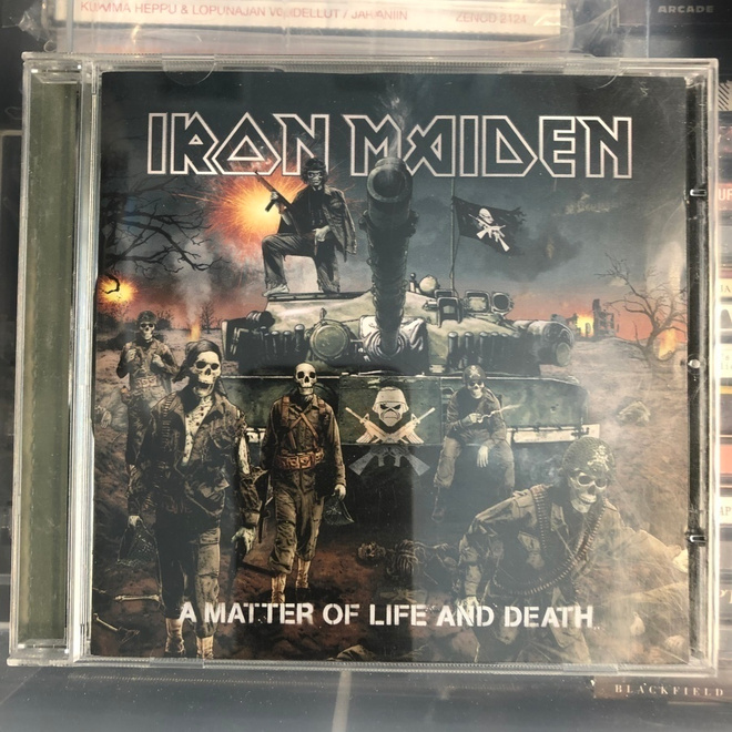IRON MAIDEN - A Matter Of Life And Death cd