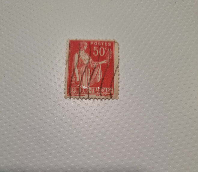 Kulkenut 50c postimerkki, Ranska. 1930 -luvulta
