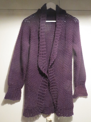 Violetti avonainen neulostakki m-xl